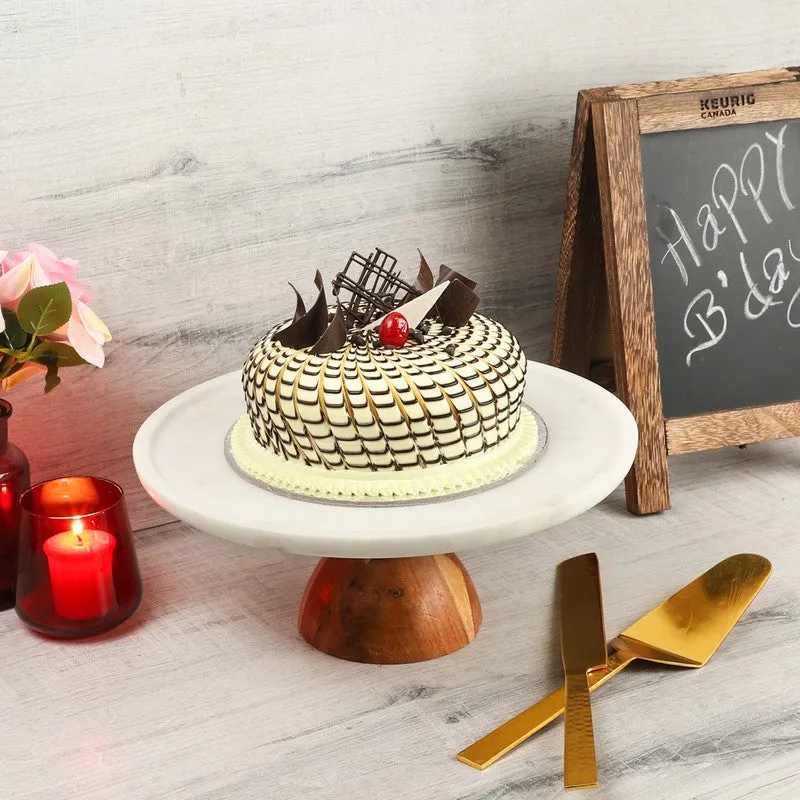 Heritage Charm Cake Stand media 3