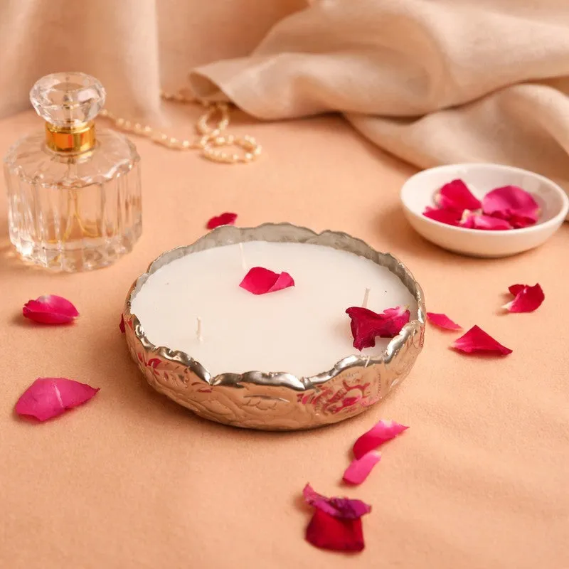 Petal & Flame Candle - Gold media 3