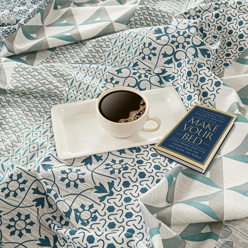 Swayam Zira Geometric Bedding Set media 4