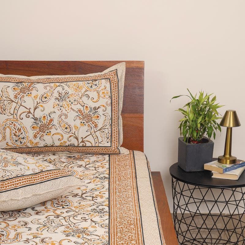 Boho Bloom Cotton Bedsheet - 180 TC media 4