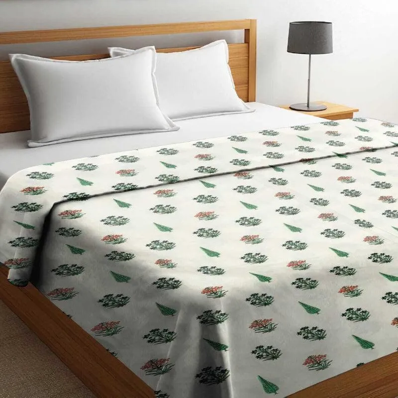Yajna Floral Reversible Cotton Dohar (Green & White) - 180 GSM media 1