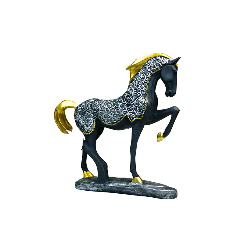 Stallion Glimmer Showpiece image 3