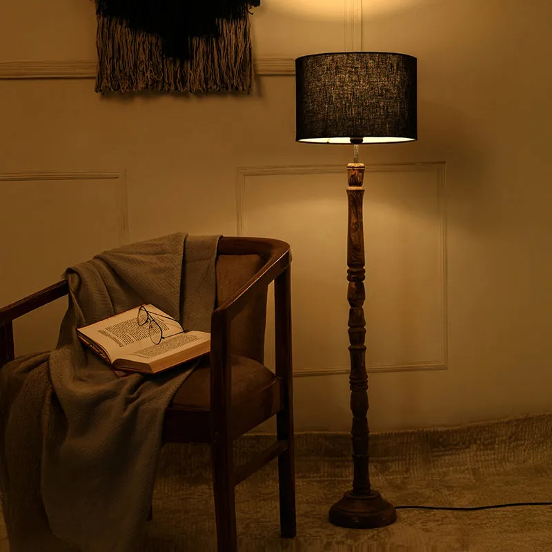 Etcho Floor Lamp - Black media 1