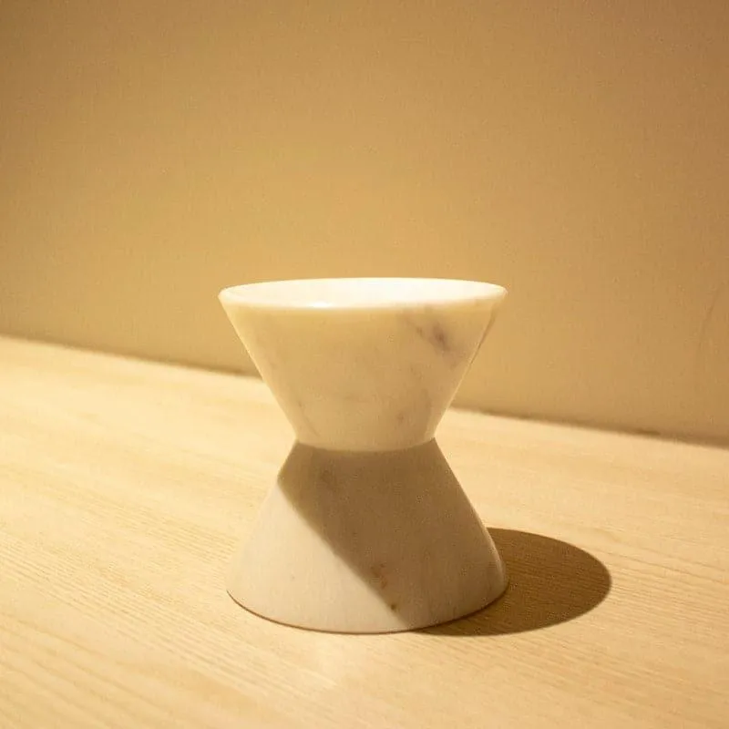 Dumroo Marble Vase media 3