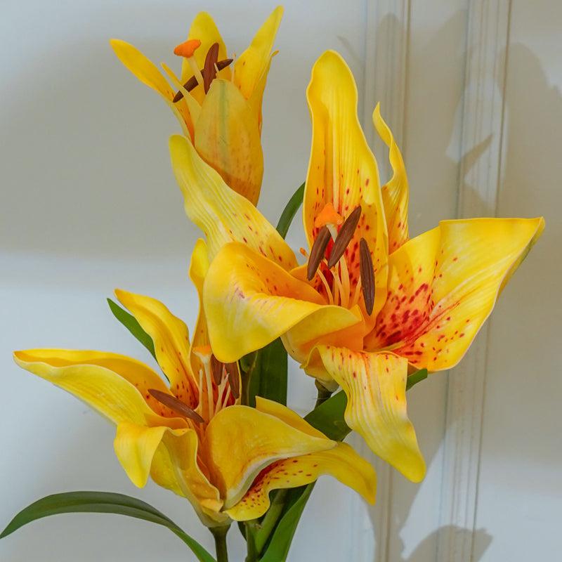 Faux Foam Lily Flower Stick (Yellow) - 35 CM media 4