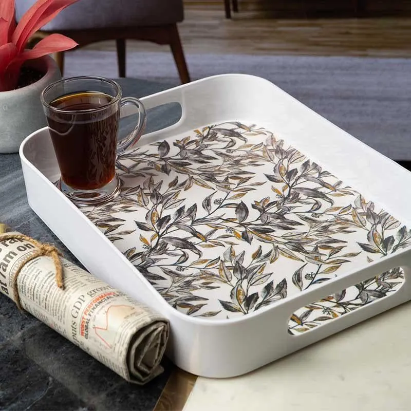 What's the Leaf Serving Tray media 1