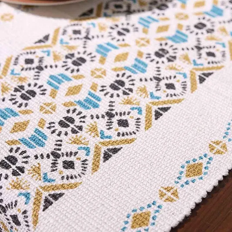 Shynix Tasseled Cotton Table Runner media 6
