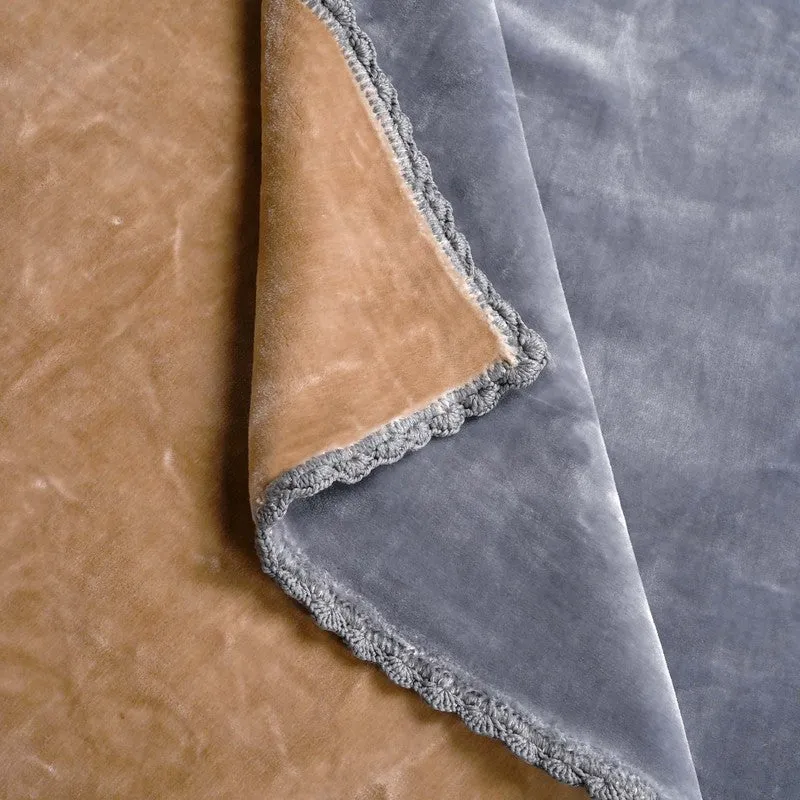 Singu Polyester Solid Blanket - Beige,Grey media 4