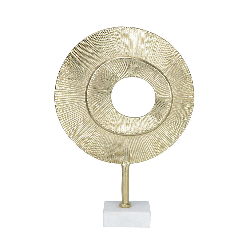 Goldo Hole Showpiece media 3