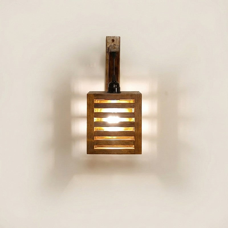 GeoLine Wooden Wall Lamp - Brown media 6