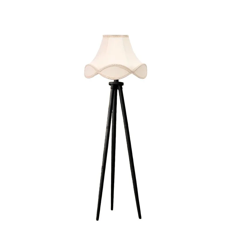 WildBloom Vista Floor Lamp media 4