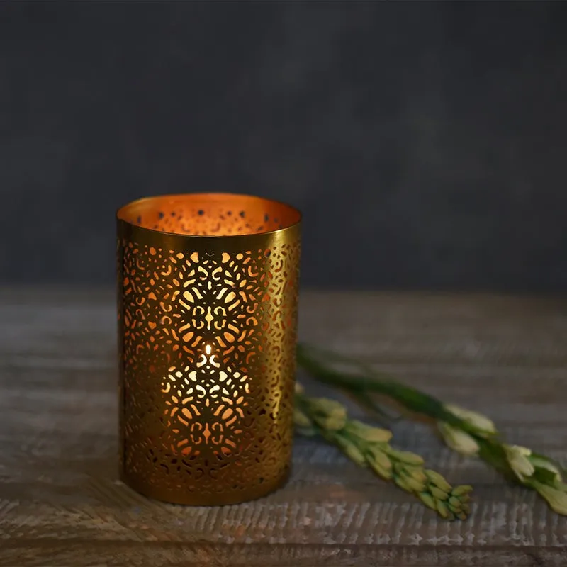 Intricarve Iron Candle Holder media 3