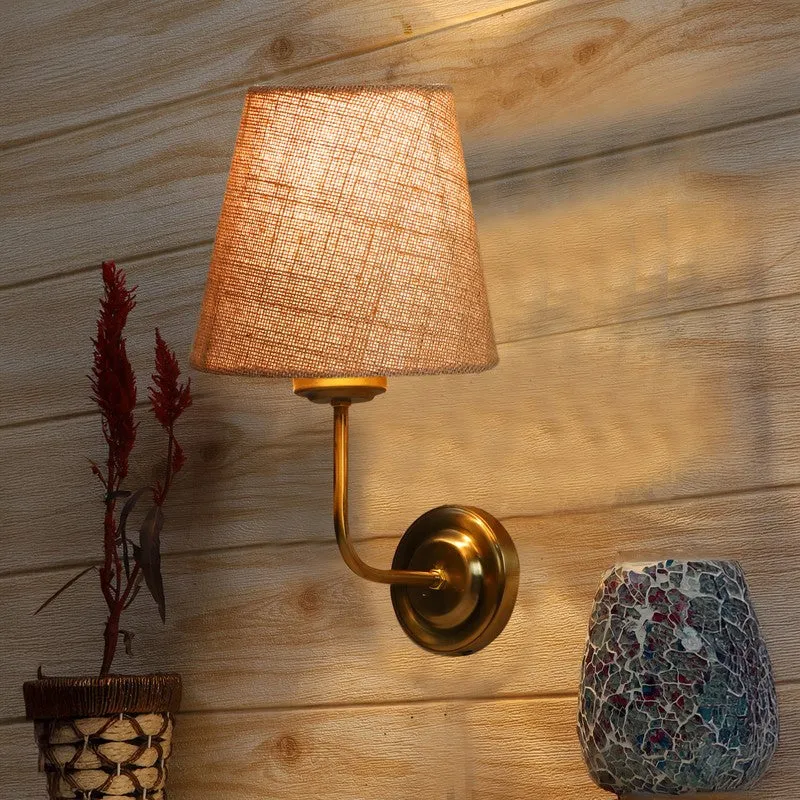 Lumoire Cone Metal Wall Lamp - Gold,Beige media 1