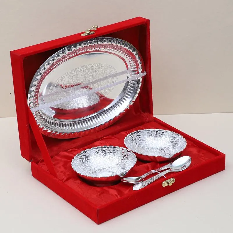 Moti Golden Bowl With Spoon & Tray - Set Of Five media 1