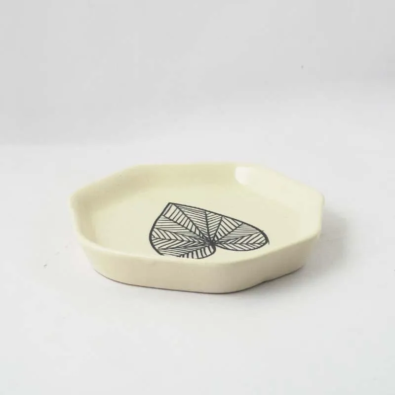 Doodle The Leaf Quarter Plate media 4
