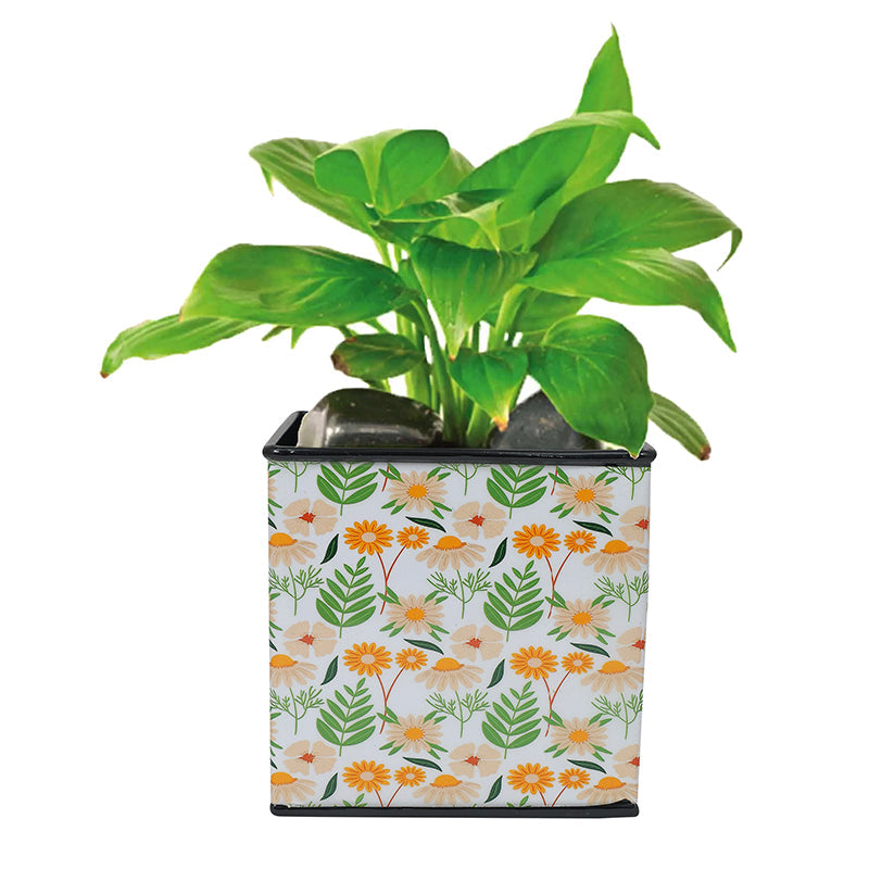 Leafet Metal Planter media 6