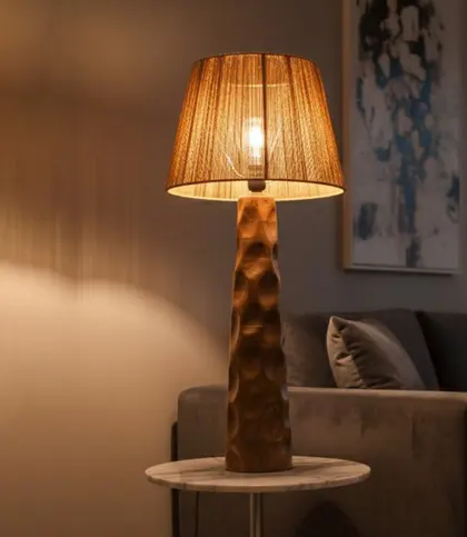 Mango Wood · Natural Raffia