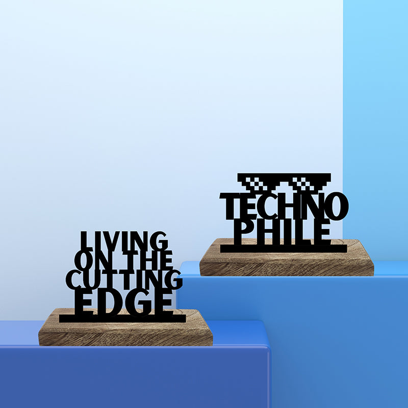 Technophile Showpiece - Set Of Two