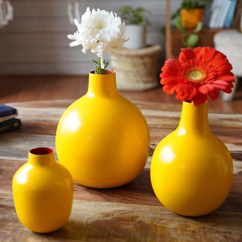 Ourania Metal Vase (Yellow) - Set Of Three media 1