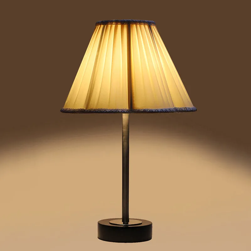 Pleatra Rodin Wooden Table Lamp - White,Silver,Black media 6