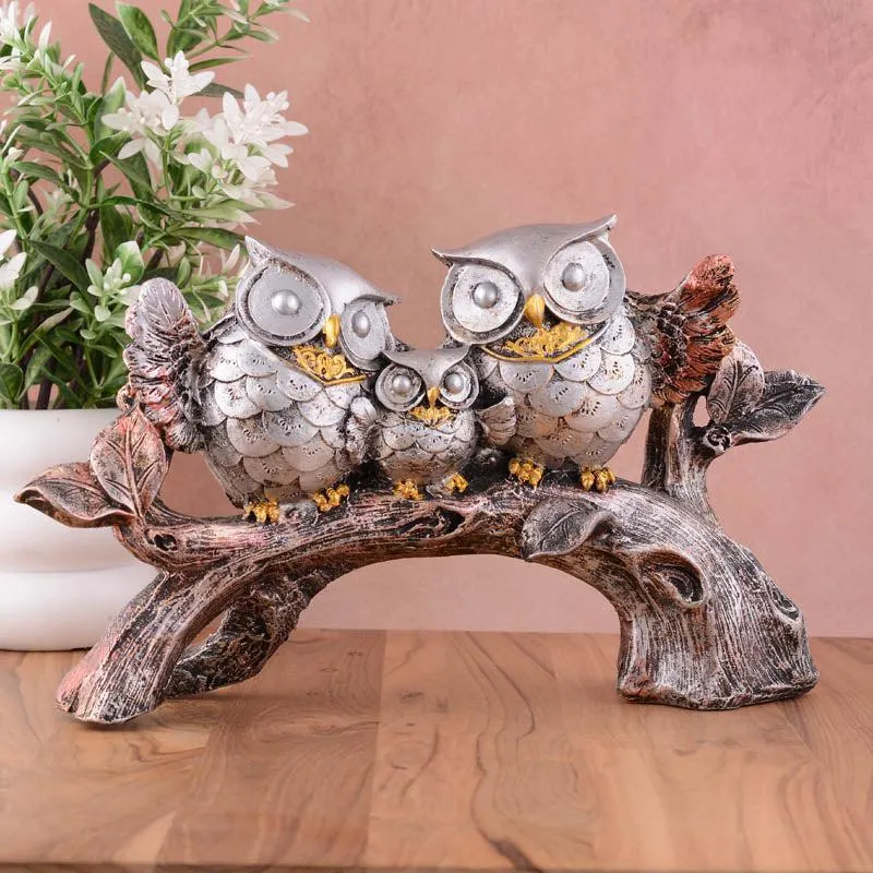 Hoot & Co. Painted Polyresin Show Piece - Silver media 1