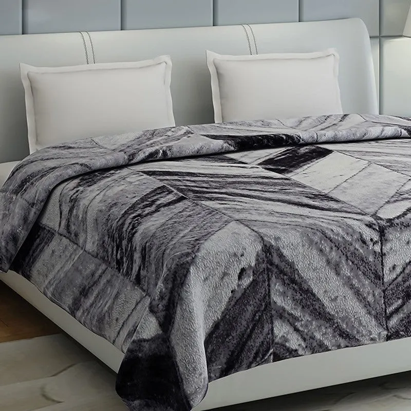 Monte Carlo Verticle Cascade Blanket (Grey) - 1000 GSM media 4