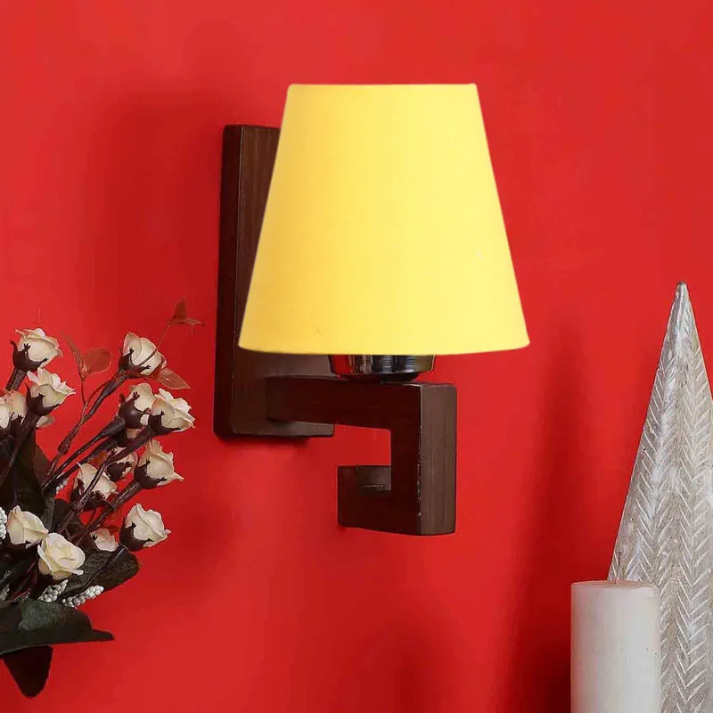 Gul Conical Wooden Wall Lamp media 3