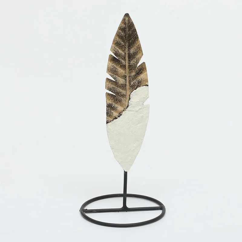 Quilla Metal & Ceramic Showpiece media 3