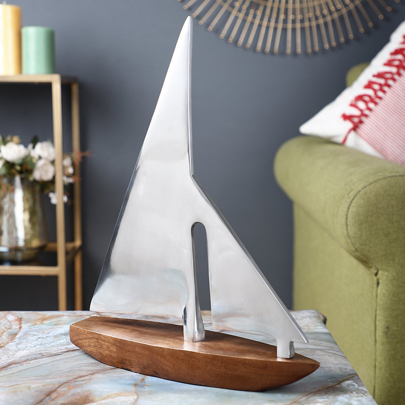 Regata Craze Showpiece