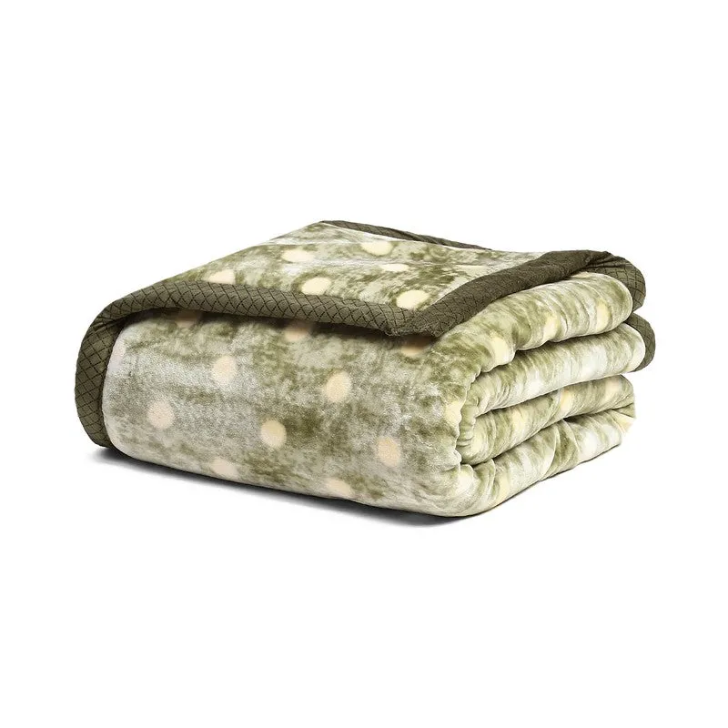 Monte Carlo Blush Flowers Blanket (Olive Green)- 1000 GSM media 5