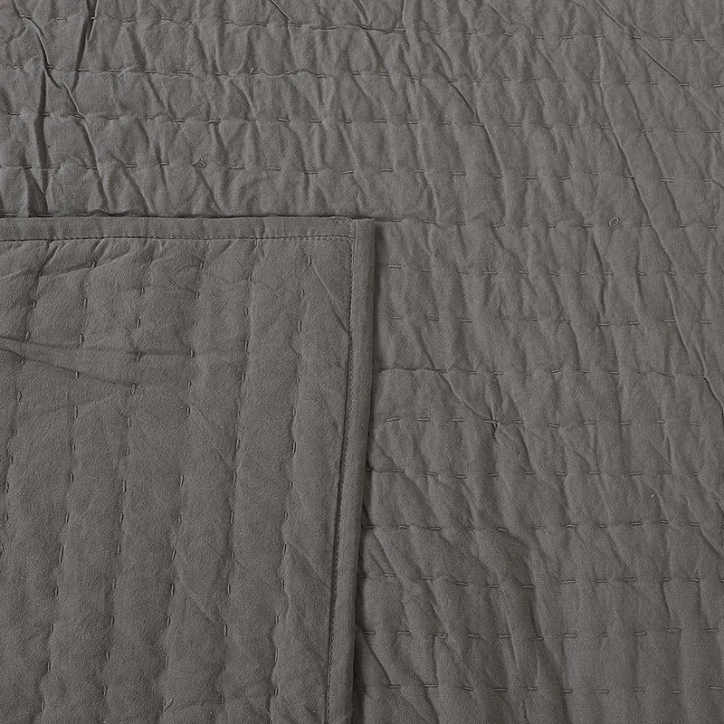 Trine Solid Cotton Quilt - 250 GSM media 5