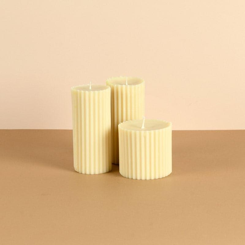 Combo of 2 'Belief' & 1 'Faith' Scented Candles - Vanilla Cinnamon Scented media 4