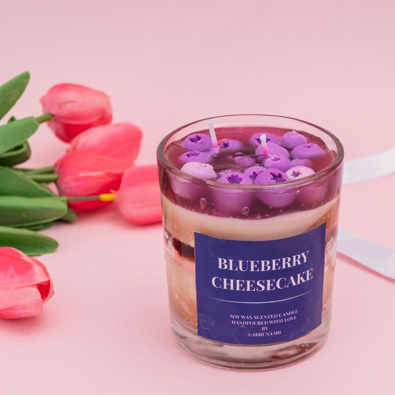 Blueberry Cheesecake Scented Candle - Lavender media 3