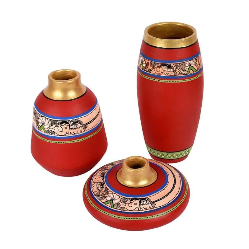 Thavma Tribal Terracotta Vase - Set Of Three media 3