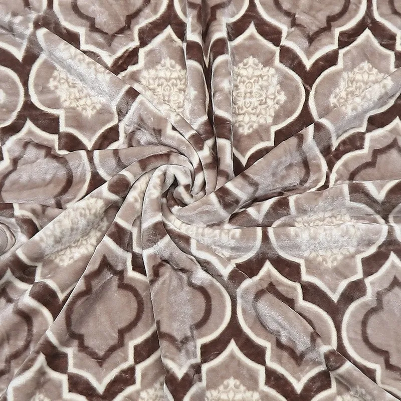 Monte Carlo Elegance Embrace Blanket - 553 GSM media 7