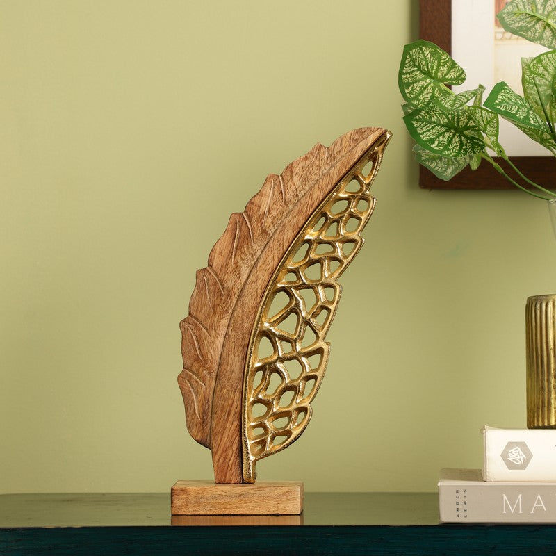 Auric Leaf Showpiece