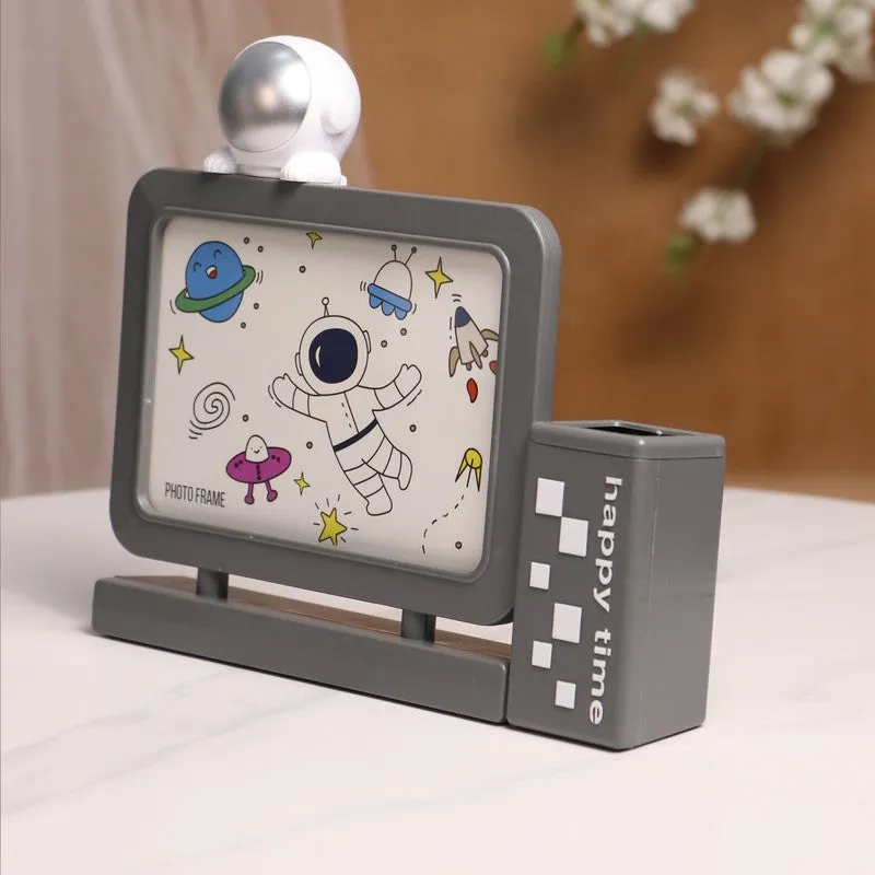 Cosmo Aura Plastic Photo Frame - Grey media 1