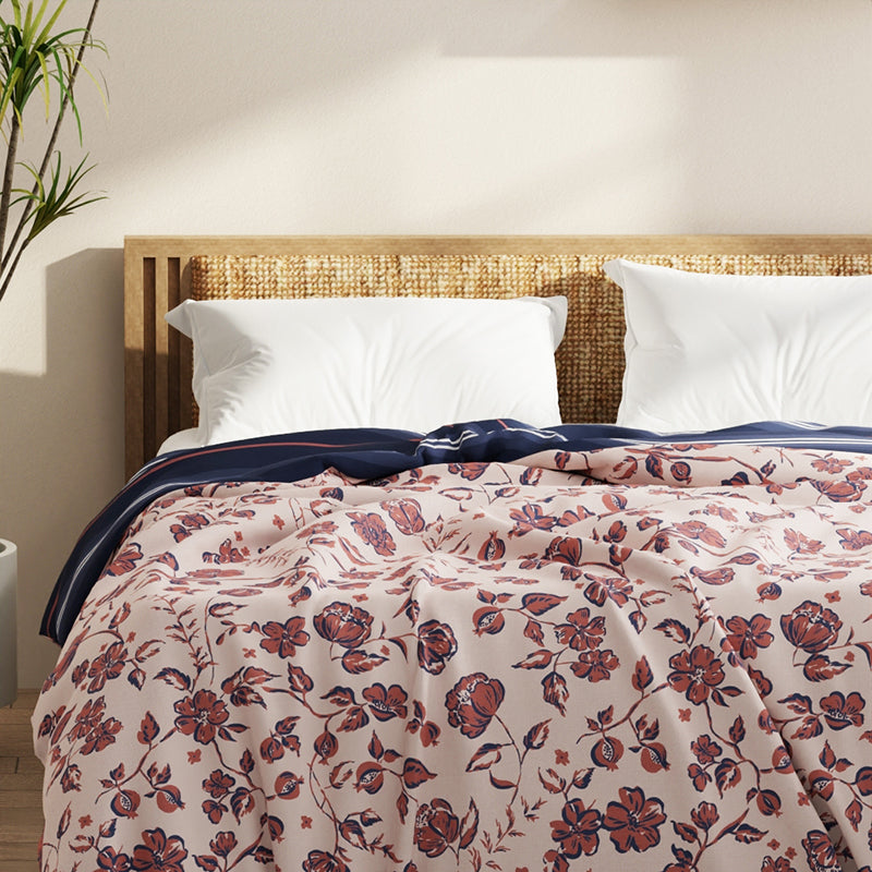 Enid Reversible Floral Comforter - 120 GSM media 4