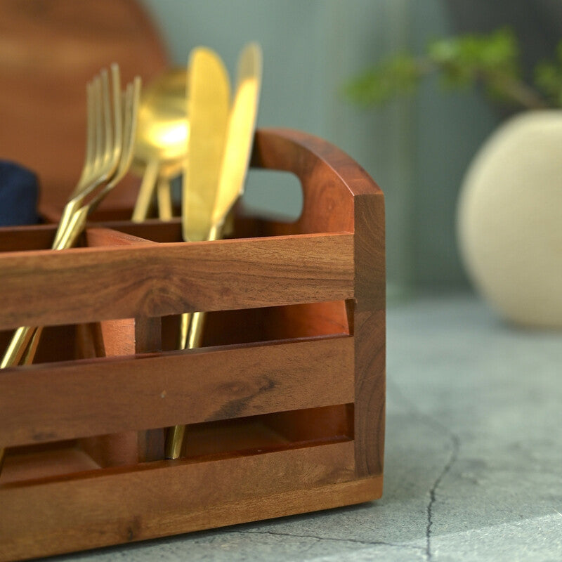 Hinka Wooden cutlery holder media 5
