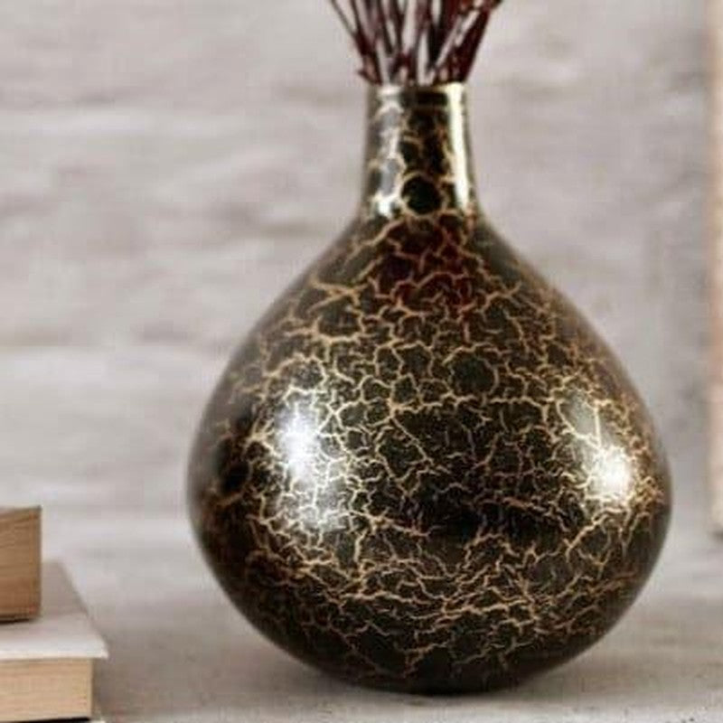 Iyana Metal Vase - Big media 3