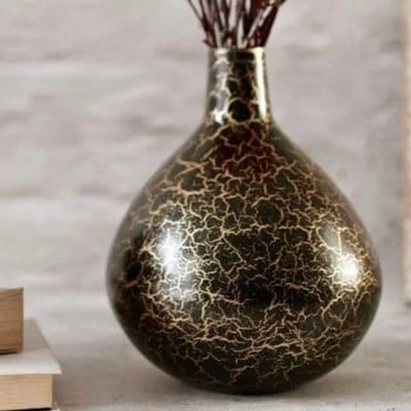 Iyana Metal Vase - Big media 3