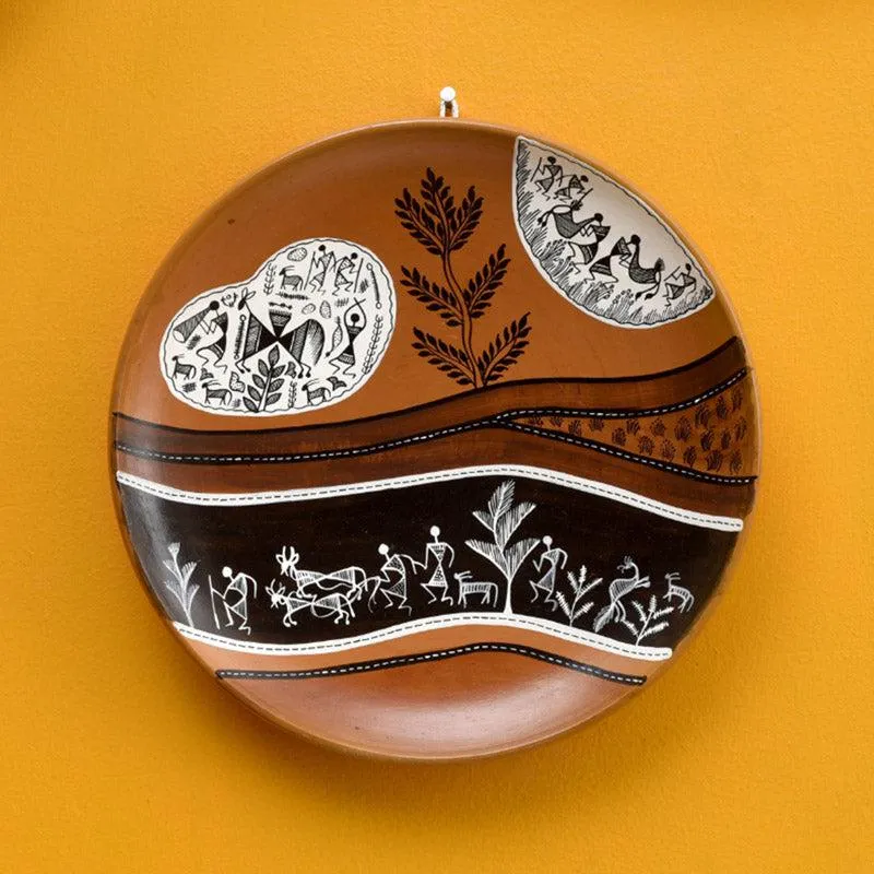 Misaki Handpainted Wall Plate media 1