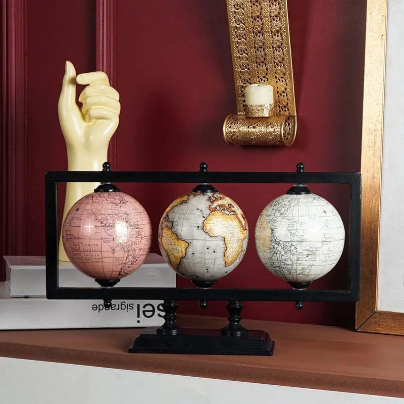 World Tour Triad Globe Set media 5