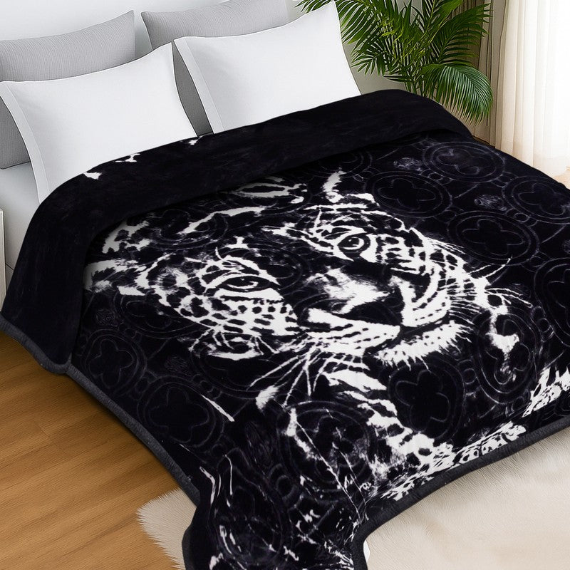 Obsidian Roar Blanket - 1300 GSM