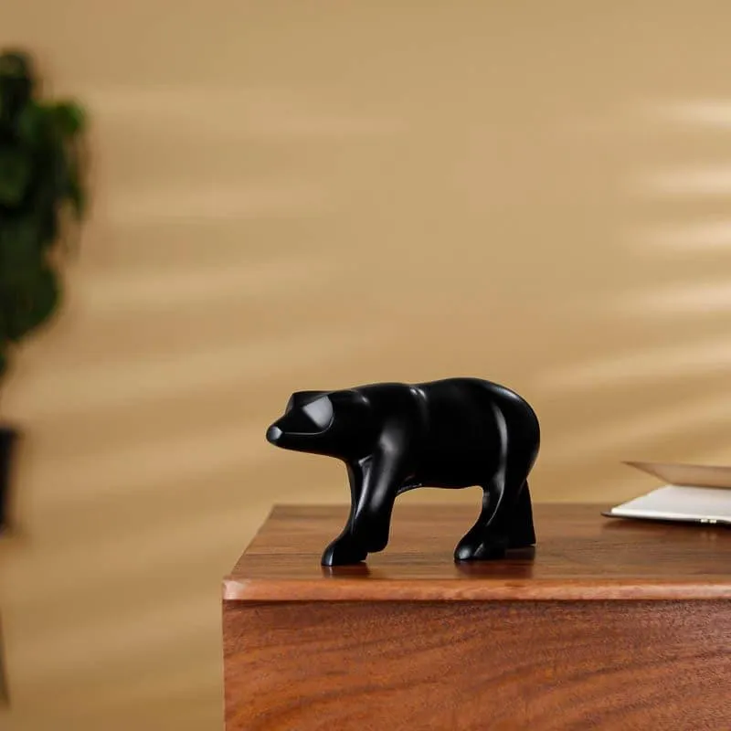 Black Bear Beauty Showpiece media 1