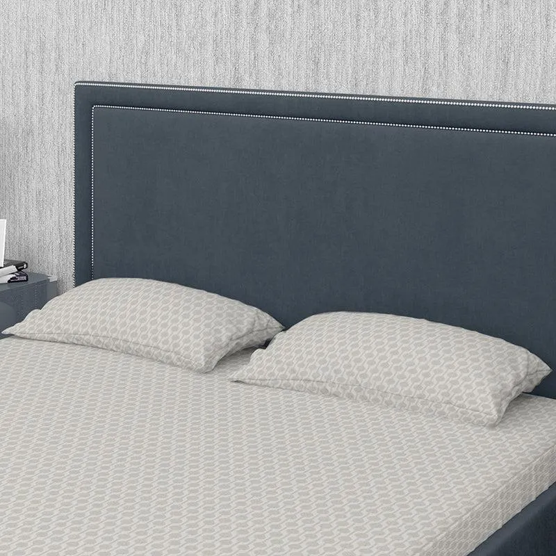 Miniature Motif Ethnic Cotton Bedsheet (White) - 400 TC media 7
