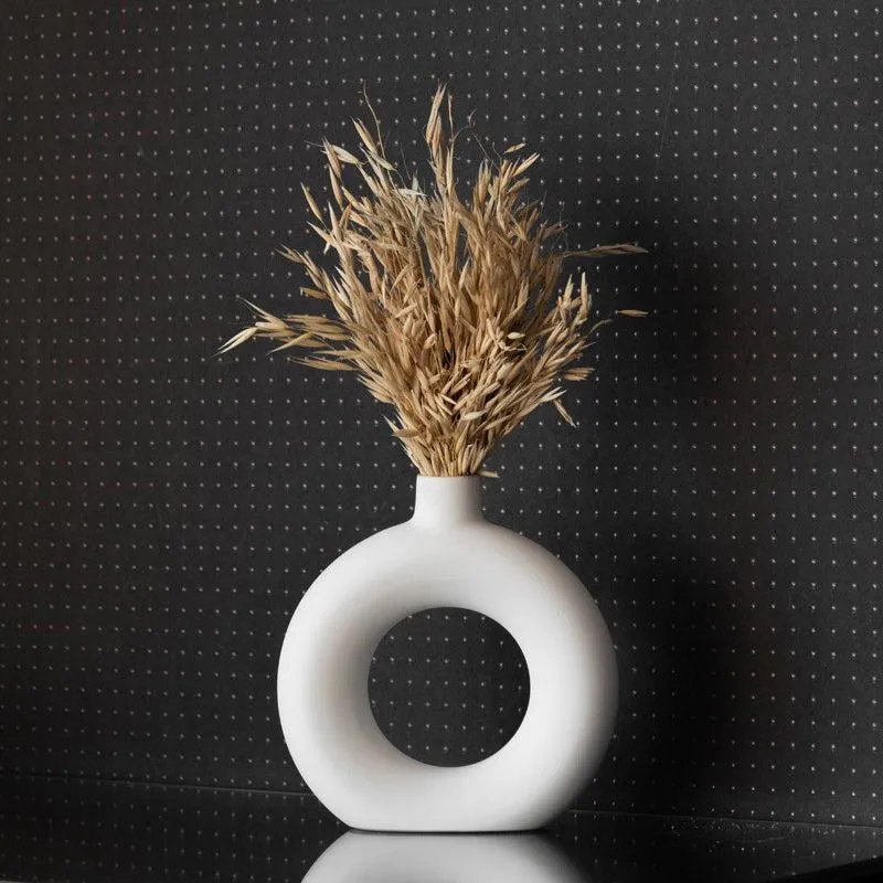 Yinira Naturally Dried Havana Grass media 4