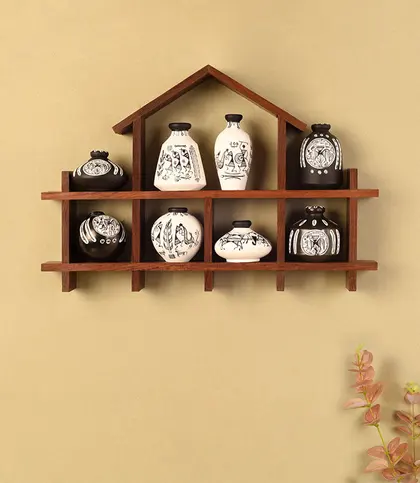 Wood · Terracotta