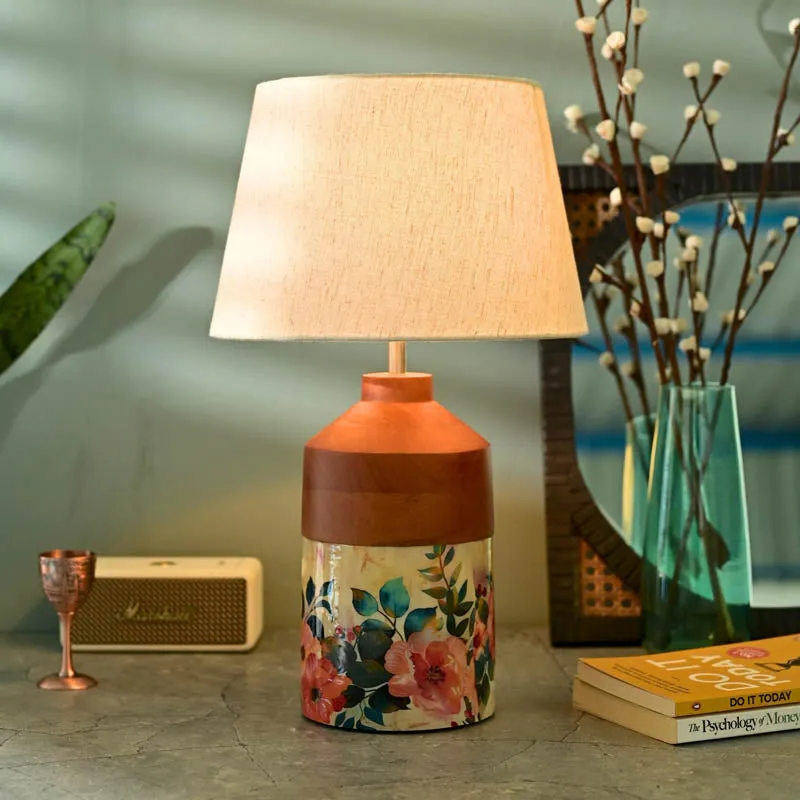Gardenia Bloom Wooden Table Lamp - Multicolor media 1