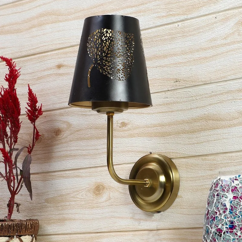AuraCut Leaf Metal Wall Lamp media 3